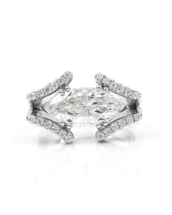 18kw Marquise Diamond Split Shank Engagement Ring